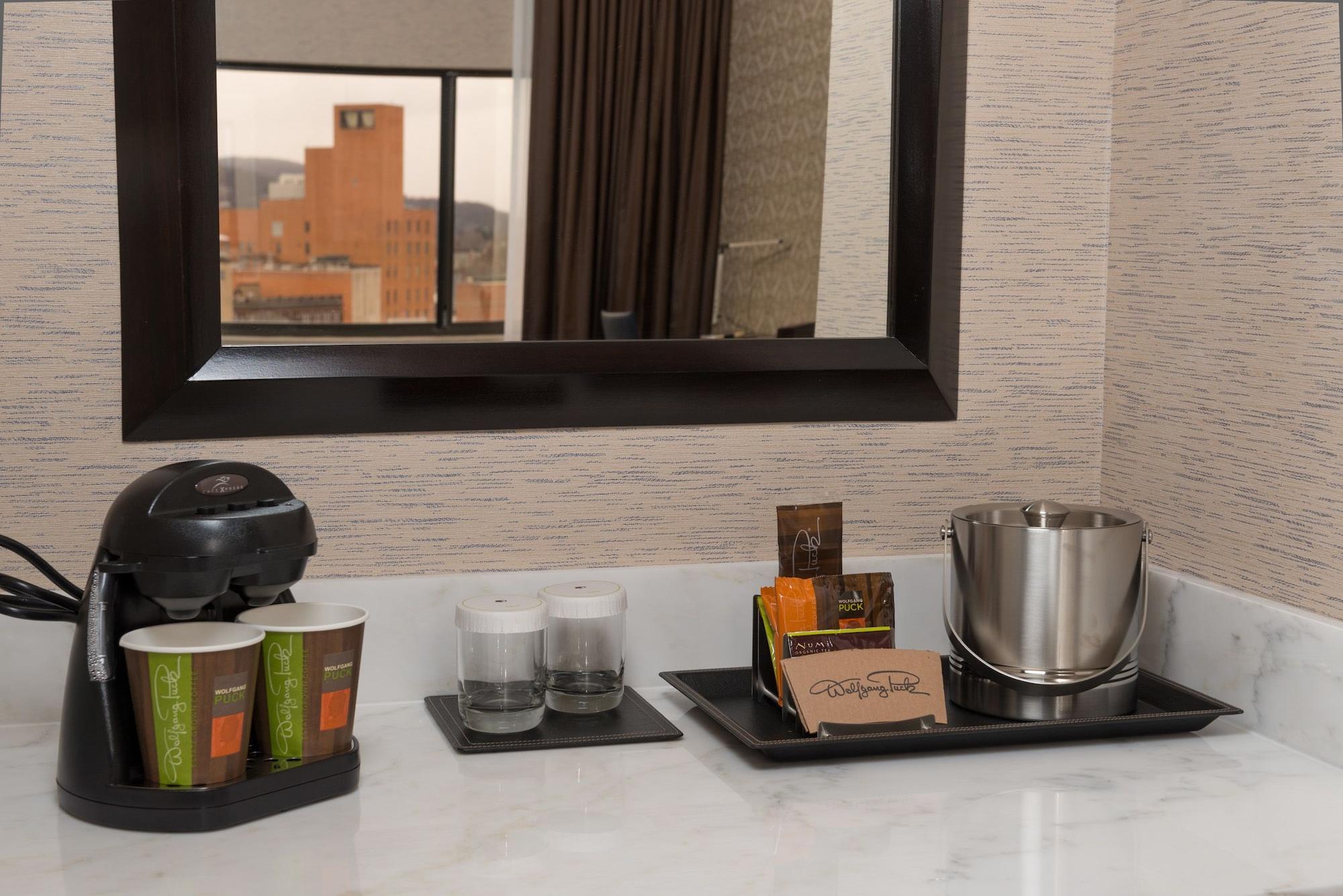 Doubletree By Hilton Binghamton Hotel Eksteriør billede